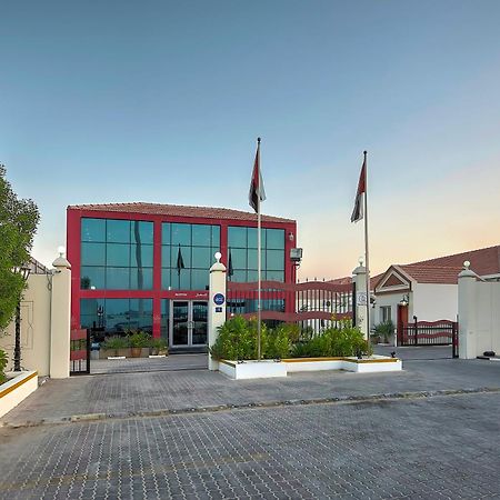 Royal Residence Hotel Apartments Umm al-Quwain Exteriör bild