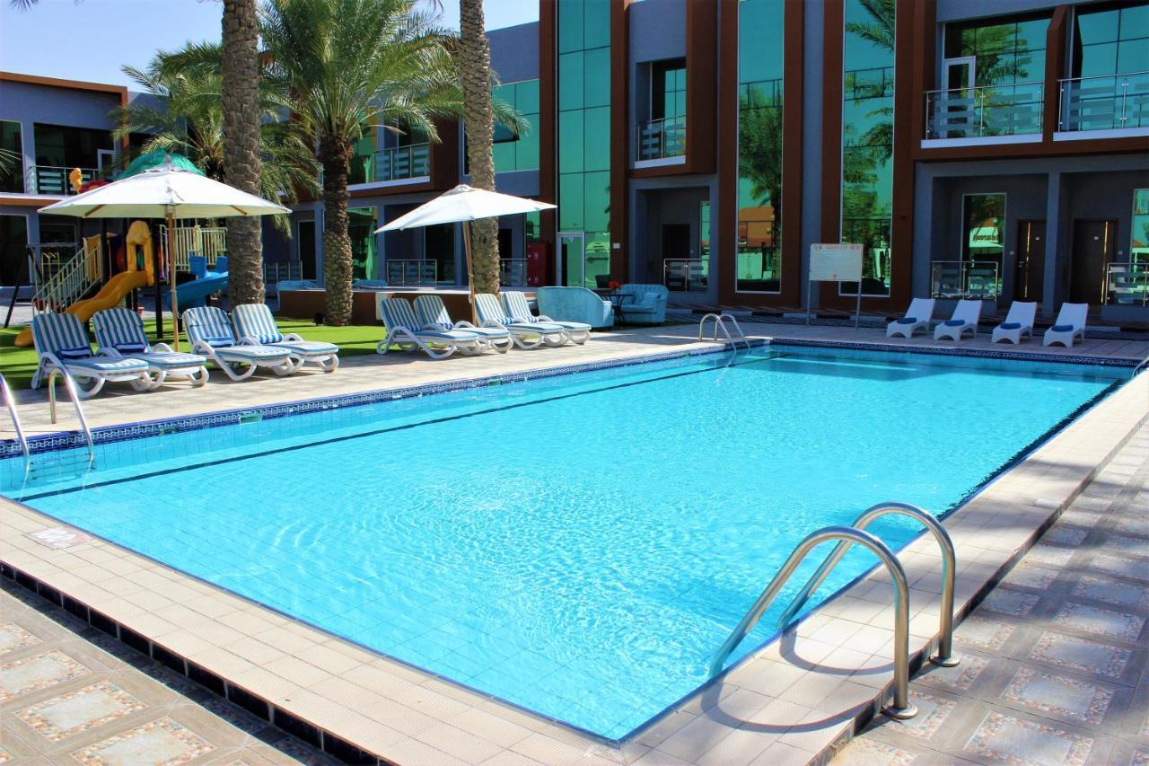Royal Residence Hotel Apartments Umm al-Quwain Exteriör bild
